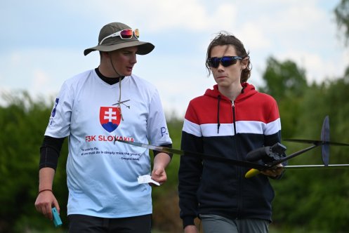 086-ARE_2740