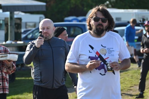 010-ARE_2952