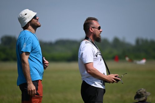 31-ARE_3727