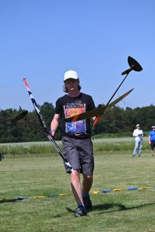 021-ARE_3947