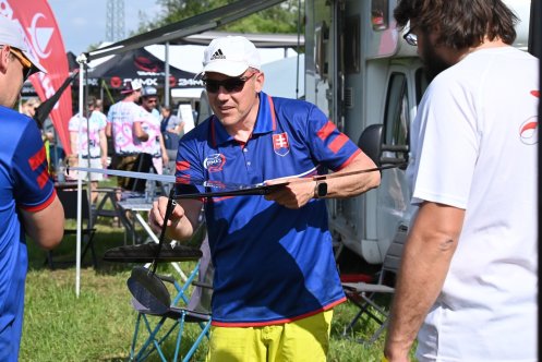 104-ARE_8861