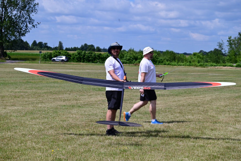 019-ARE_0385
