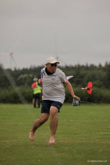 128-IZAK0519