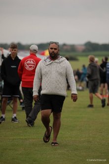 132-IZAK0569