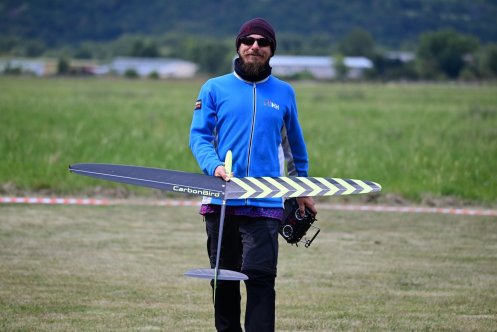 049-ARE_1706