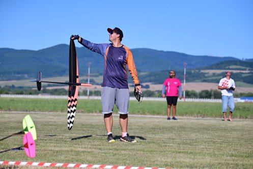 078-ARE_1757