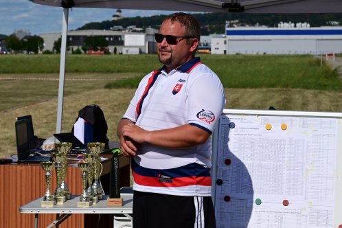 142-ARE_1833