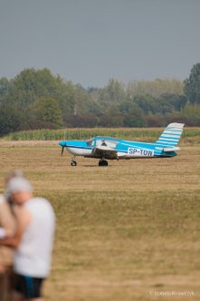 060-IZAK1648