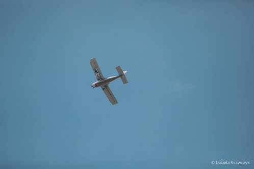 065-IZAK1675