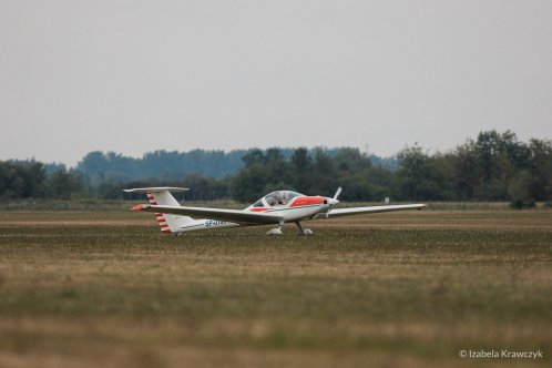 079-IZAK1842