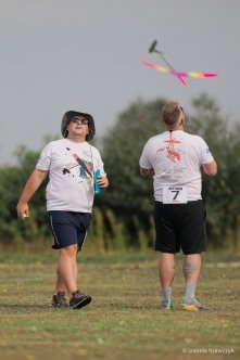 038-IZAK3743