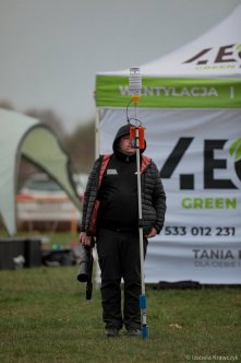 047-IZAK8858
