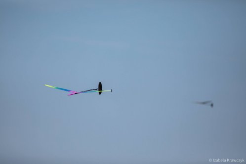 080-IZAK3427